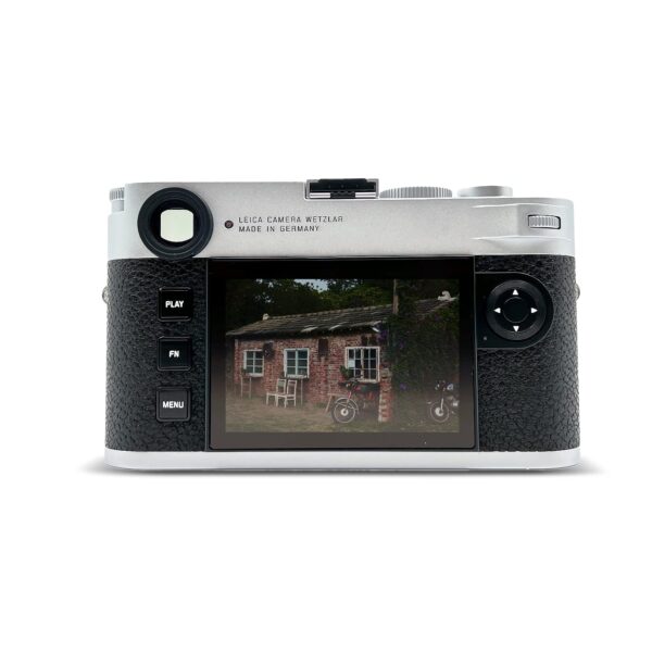 Leica M11 Digital Rangefinder Camera - Silver (20201) with 128GB Extreme Pro SD Card + Padded Camera Bag + Memory Card Wallet & Reader + Neck Strap + Lens Cap Keeper + Cleaning Kit - Image 3
