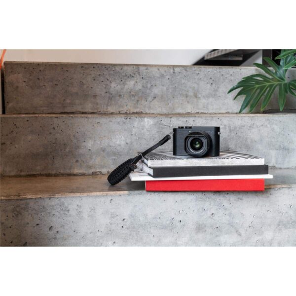 Leica Q2 Monochrom Full Frame Compact Digital Camera - Image 2