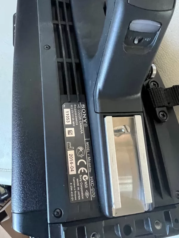 Sony HXC-D70K CMOS HD Camera with Viewfinder and Fujinon ZA17x Lens w/ 2x Ext.