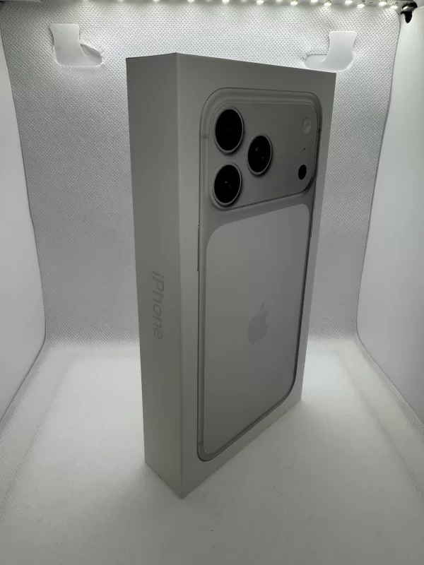 Apple IPHONE 17 Pro Max 2TB Silver A3526 immediately Available 2000GB New